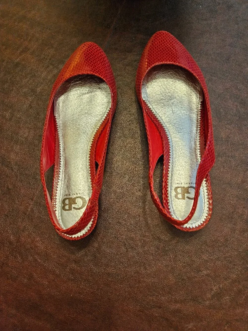 Shoes - Picture 1 of 4
